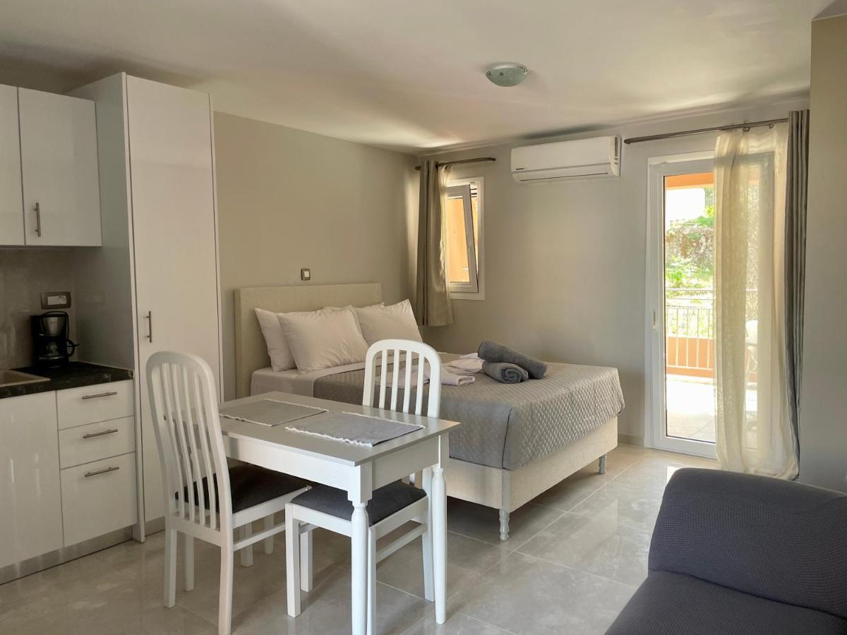 Arian Apartments 아르고스톨리온 외부 사진