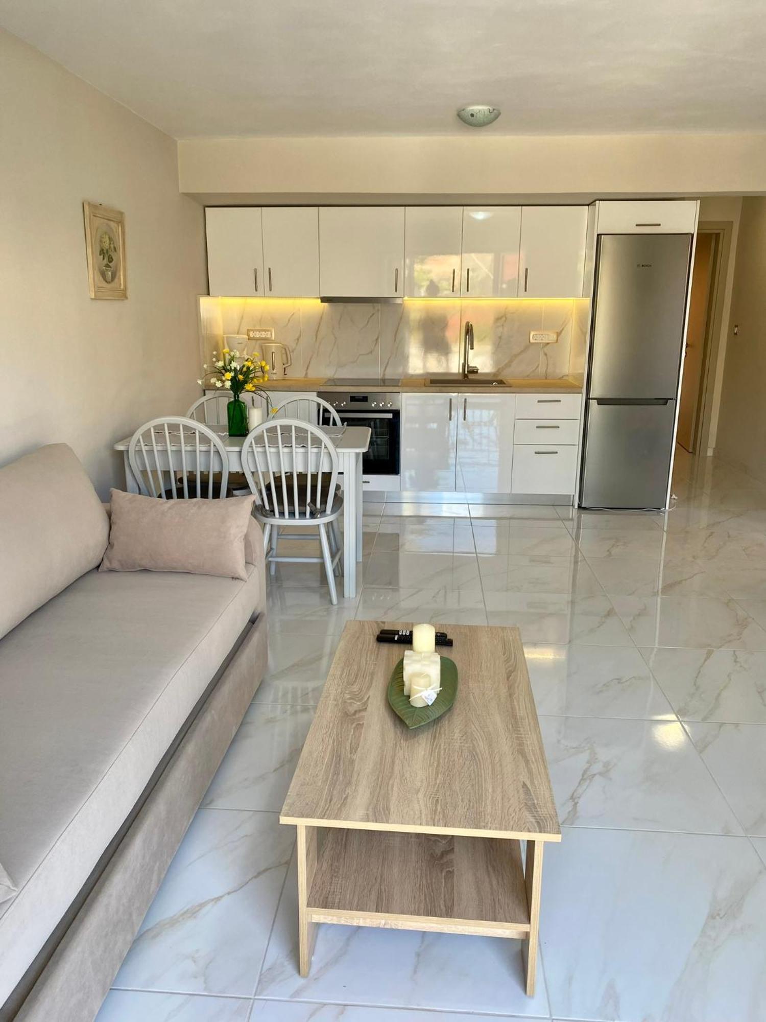 Arian Apartments 아르고스톨리온 외부 사진