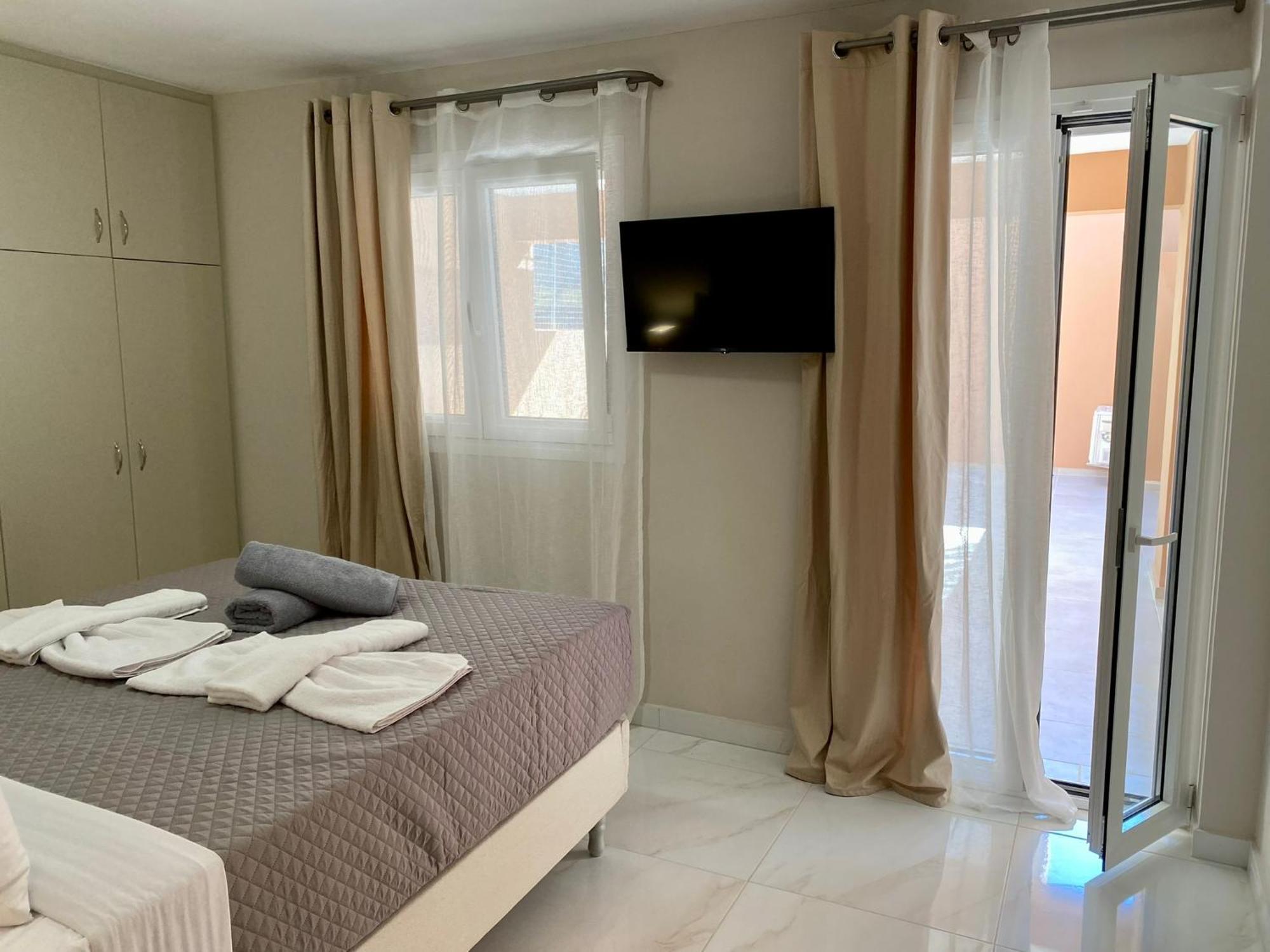 Arian Apartments 아르고스톨리온 외부 사진